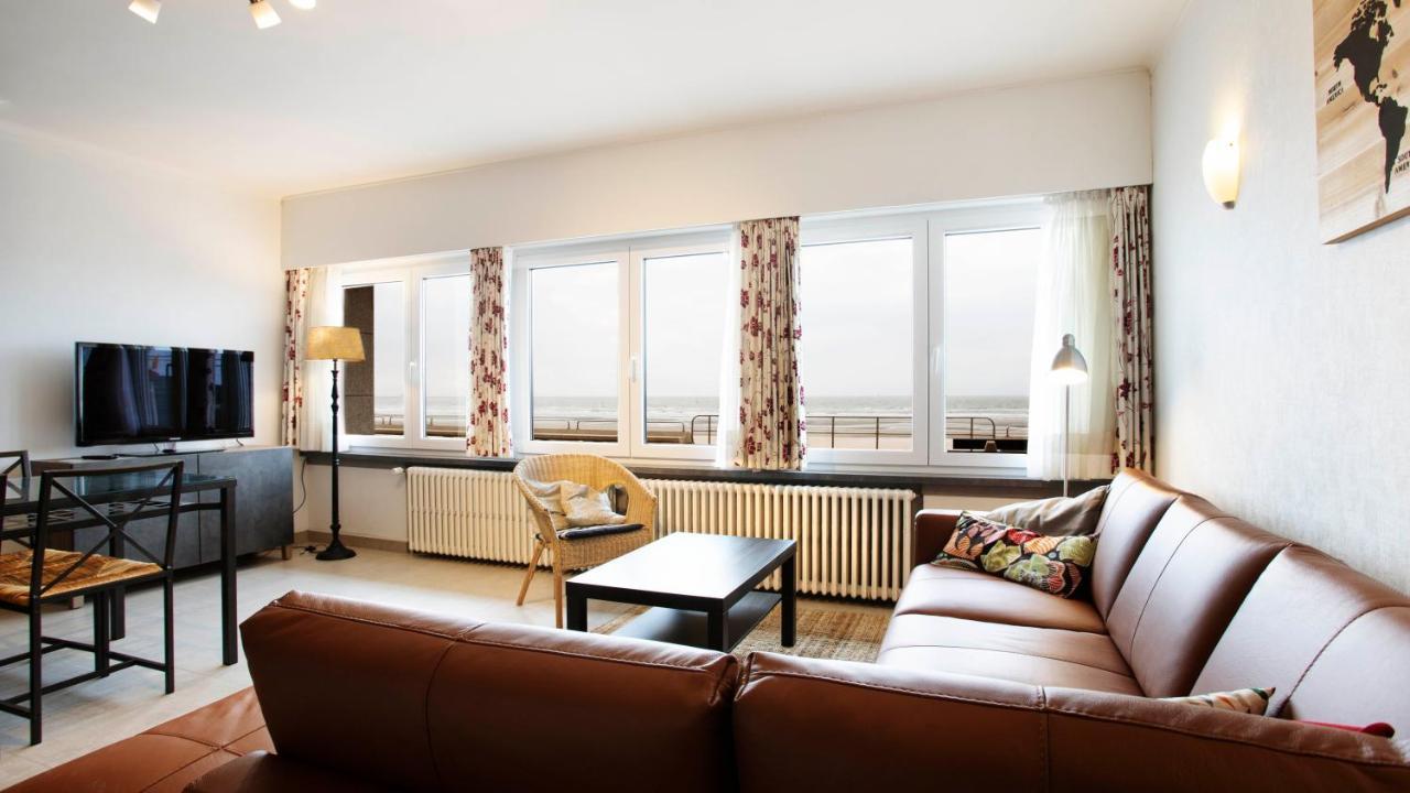 Apartment Valdemosa Де Хаан Екстериор снимка
